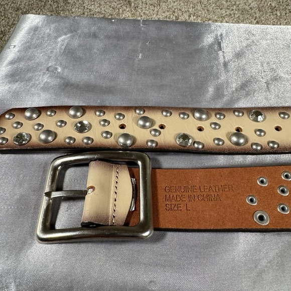 Studded Genuine Leather Rhinestone Ombre Beige 45" Belt Size L - Picture 4 of 7